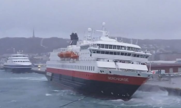 fe283206ffc244e53be08810b8b4bb11